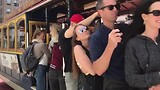 De tipische kabeltram in SF in volle glorie
