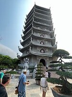 Pagoda Linh Ung