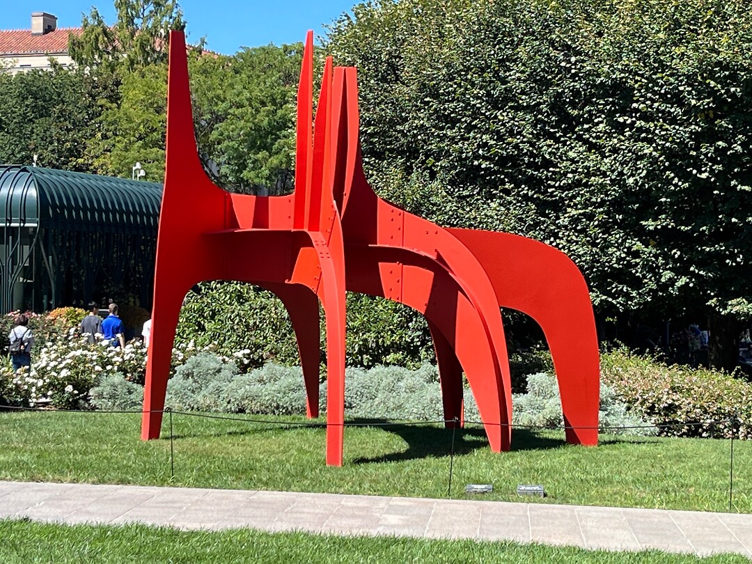 Kunst in het beeldenpark in de city mall