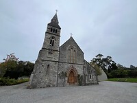 Kerk tijdens fietstocht Bay of Dublin