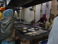Naan bakken