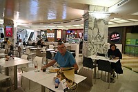lunch in de food court