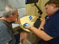 Bij Telstra, een flinke boy hielp ons