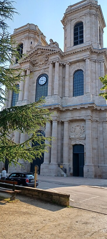 Langres cathedrale