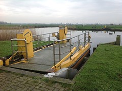 Handpontje over "De Linge"