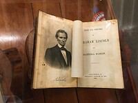 Boek over Lincoln bij Powell’s Books