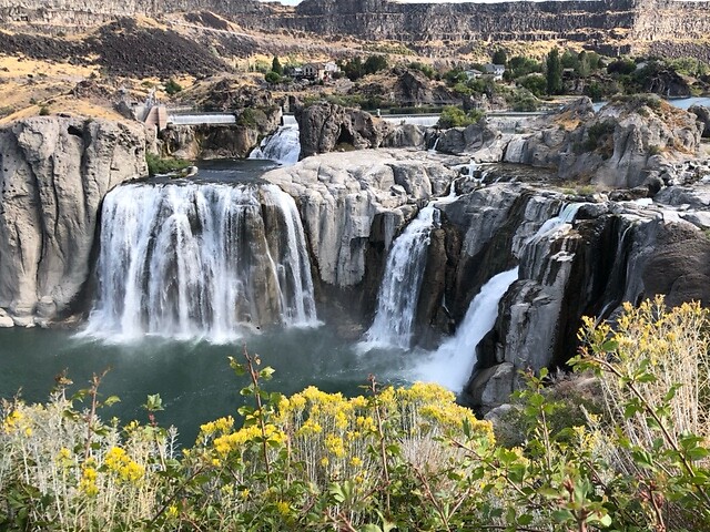Shoshone Falls.