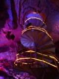 Ups....is this an original staircase?! or maybe manmade?! ....