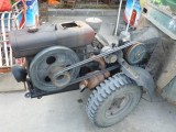 Chinese Way of building a tractor.... so a Rikshatractor kind of thing :)