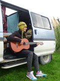 We finally got a guitar and are very!! happy about it :)