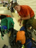 To be able to stay in the transit area we had to hope for our luggage to be at the lost and found