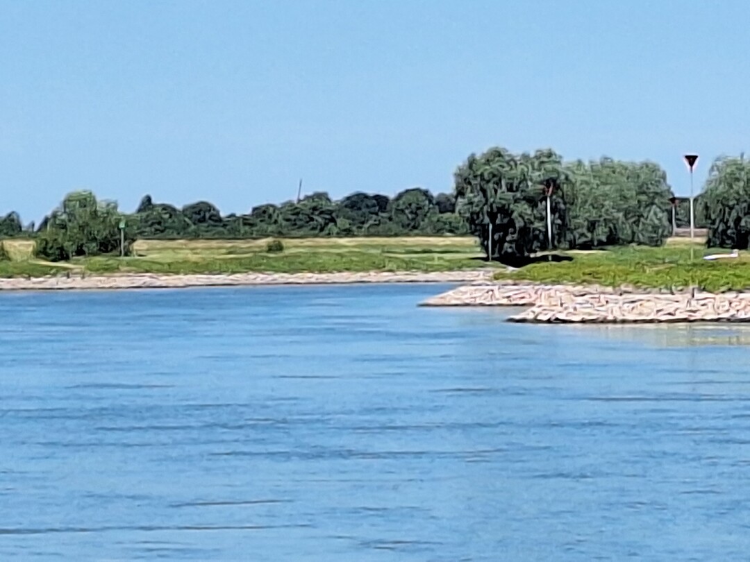 Vlakbij de jachthaven Deventer