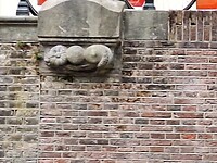 Een van de console's
