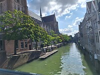 De grote kerk min een toren