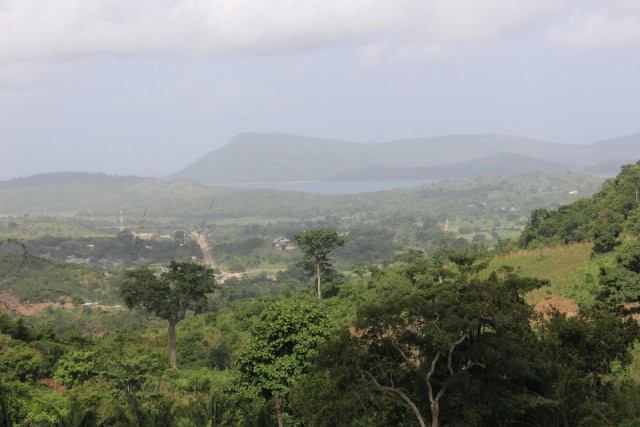 Onderweg naar Akosombo