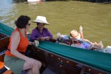 Shoppen op de Khlongs