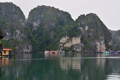 Bai Tu Long Bay