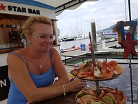 Heerlijk eten op het garnalen bootje