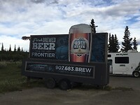 De brouwerij waar de filmbus staat
