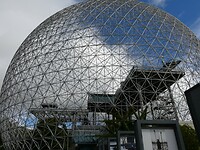 P1026057