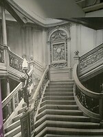 P1027580