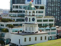 P1028197