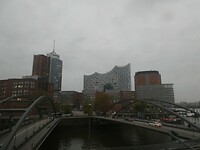 P1034778