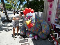 P1005875