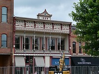 P1008805