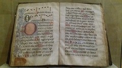 Salamanca, klooster San Esteban, reusachtig gebedenboek