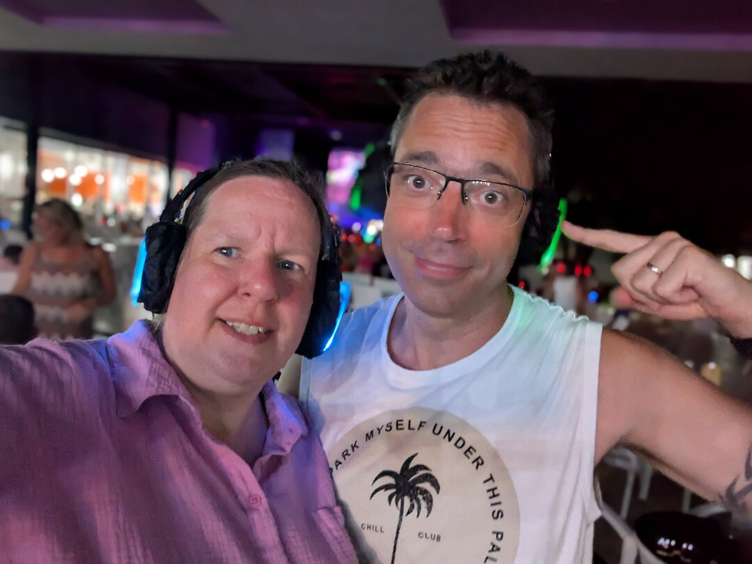 Silent Disco: pop vs retro