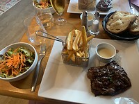 Diner 2e overnachting Frankrijk.