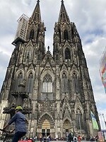 Dom