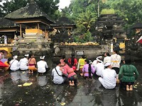 De Pura Tirta Empul bezoeken