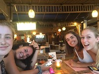 Even uit eten in Sanur!