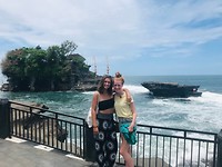 In Tebanan bij de Tanah Lot met Nova