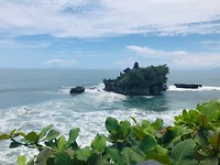 In Tebanan bij de Tanah Lot met Nova