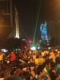 Kwart voor twaalf, feest met duizenden op dit plein
