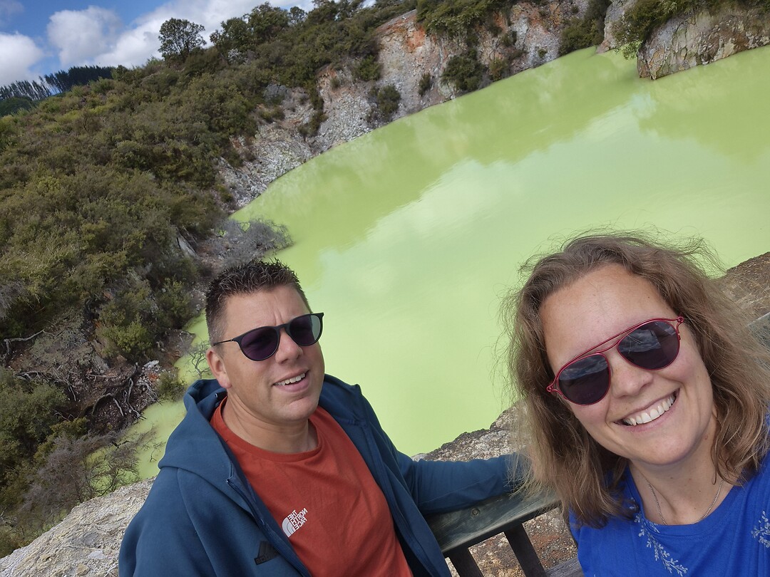 Selfie gifgroen meer