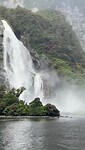 Grote waterval Milford Sound