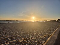 Zonsondergang en strand