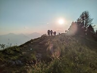 Laatste stuk wandelen naar startplek