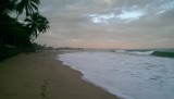 Tangalle beach bij zonsondergang