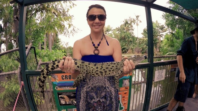 Jess met croc!