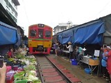 12 december - spoormarkt in Samut Songkhram