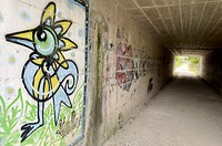 Graffiti tunnel