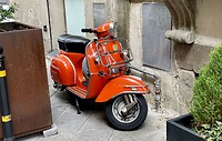 Vespa rood