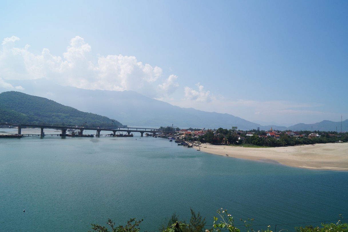 Hai van pass