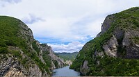 b8768a66-1512-4f43-b020-8c143b7b8312