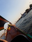 Uitzicht vanuit de longtailboot